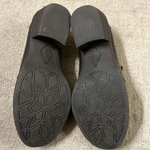 B.O.C. Leather Ankle Booties - Picture 3 of 6